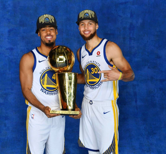 罗体：罗马询问赛义德-马拉，但优先目标仍是齐尔克泽（罗体：罗马已接触赛义德-马拉，头号目标仍为齐尔克泽）