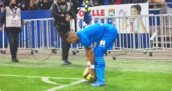 凯恩：阿森纳赢得所有欧冠比赛并排在英超榜首，这是有原因的（凯恩：阿森纳欧冠全胜、英超领跑并非偶然）