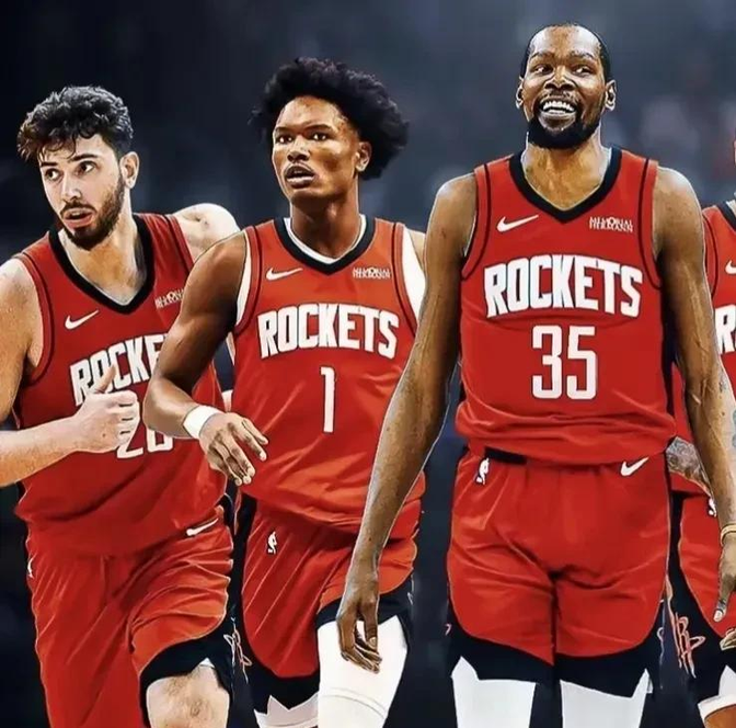 乌度卡总结火箭前21场表现，称杜兰特融入后球队取得进展（乌度卡复盘火箭开季21战：杜兰特融入推动球队进步）