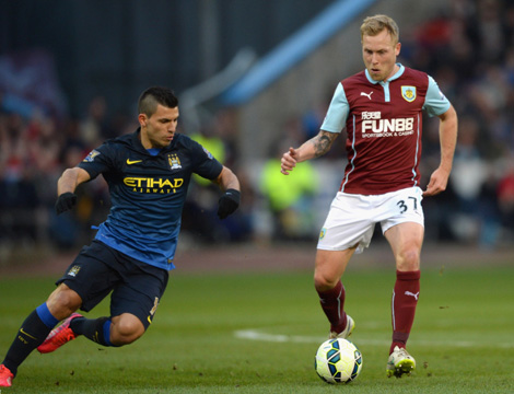 库里一战刷爆纪录！勇士全场沸腾