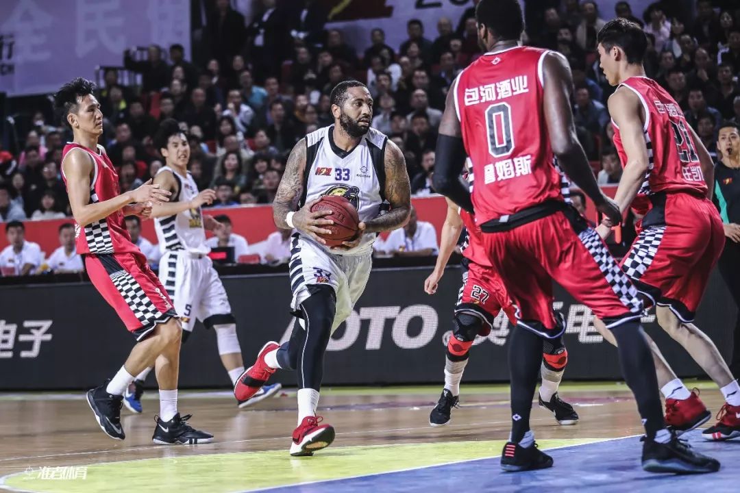 进攻问题大，尤文三大前锋已经90天没有在意甲取得运动战进球（尤文进攻低迷 三大前锋意甲运动战已90天未破门）